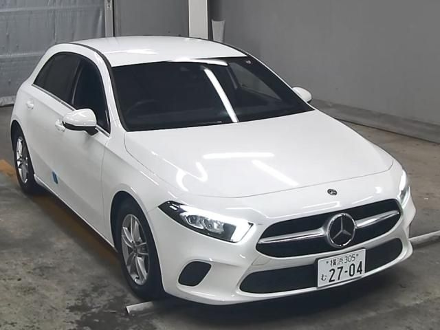 319 Mercedes benz A class 177084 2019 г. (ZIP Tokyo)